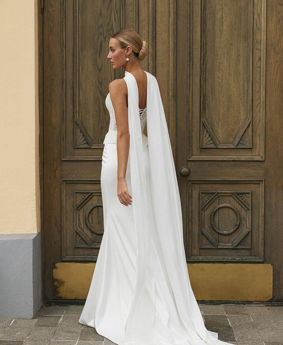 Красивый свадебный комплект с кружевныи топом фото