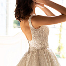 Королевское свадебное платье с квадратным вырезом фото