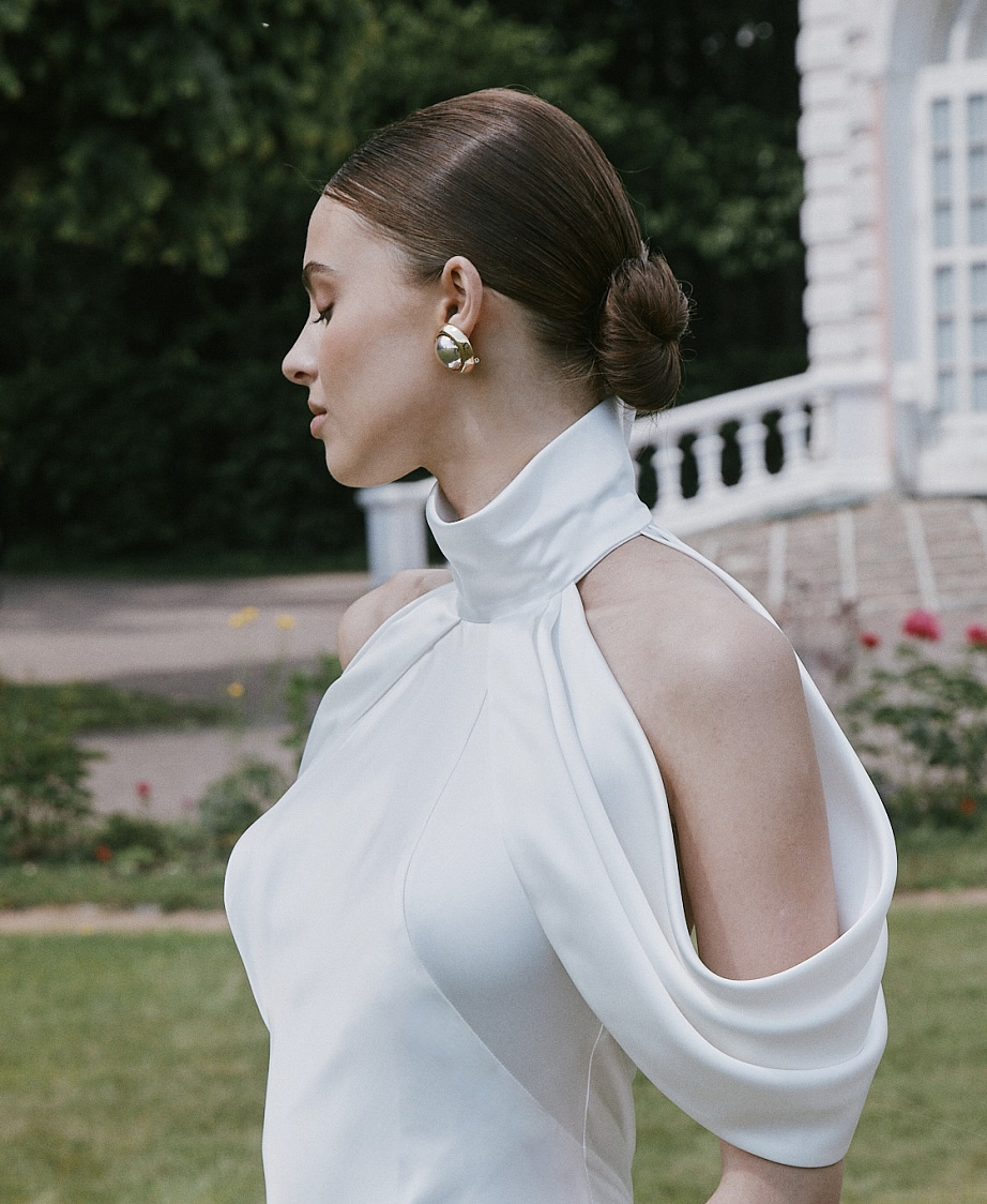 Свадебное платье русалка под горлышко и с открытой спиной фото