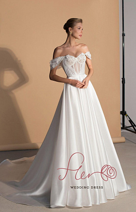 Атласное свадебное платье с цветочным декором по лифу фото