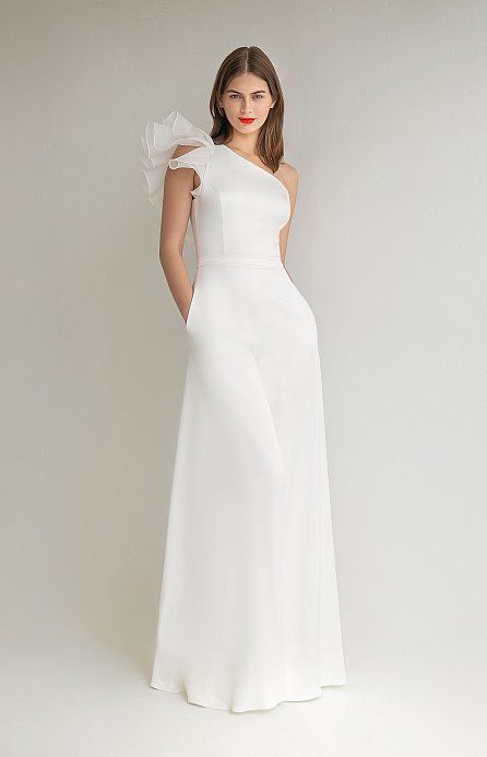 Свадебный комбинезон на одно плечо фото