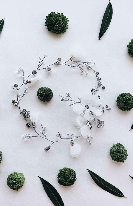 Свадебная веточка для волос фото