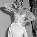 Стильное свадебное платье со съемным шлейфом фото