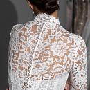 Белое кружевное свадебное платье с рукавами фото