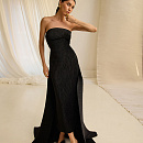 Черное вечернее платье из плиссе фото