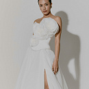 Свадебный компект из приталенного корсета и юбки фото