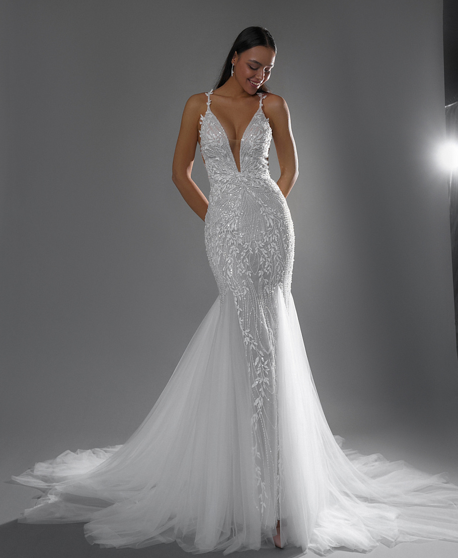Роскшное свадебное платье рыбка с открытой спиной фото