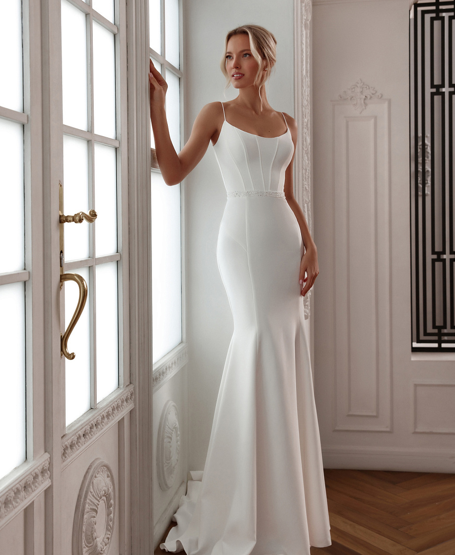 Свадебное платье рыбка с корсетом на косточках фото