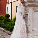 Длинная кружевная двухъярусная фата фото