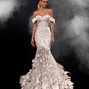 Роскошное свадебное платье с объемным кружевом фото