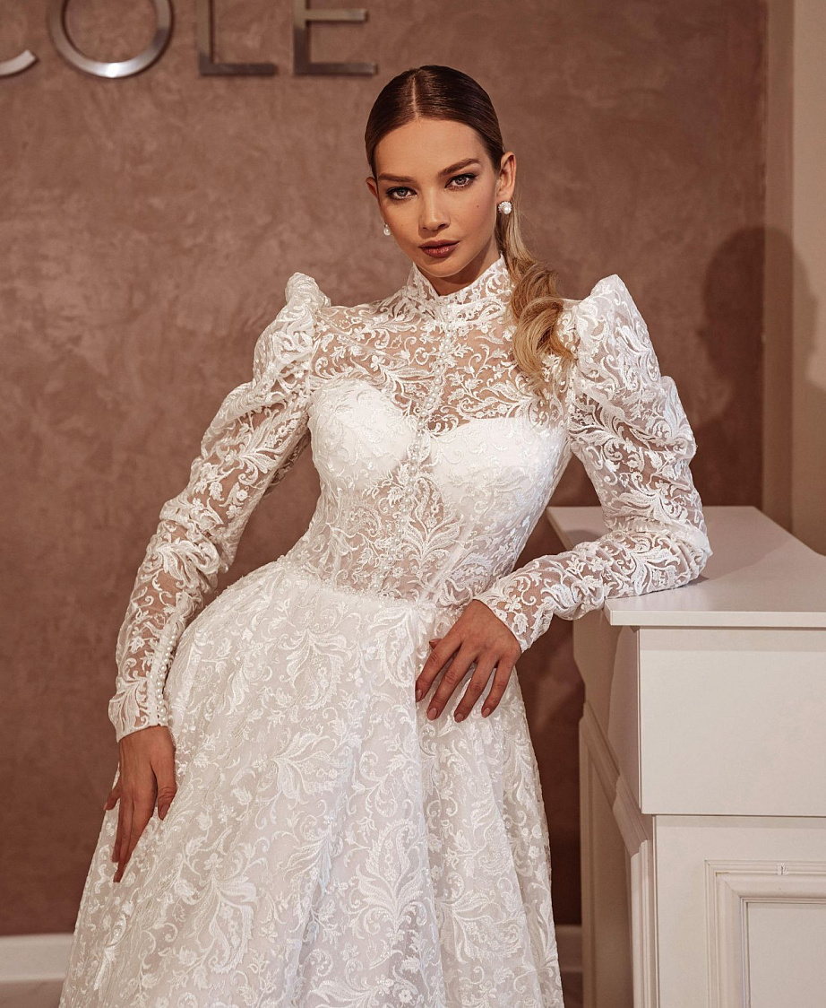 Кружевное свадебное платье 2022