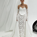 Стильный свадебный комплект с атласным корсетом и кружевной юбкой фото