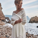 Шерстяная шаль с бахромой