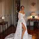 Кружевное свадебное платье с рукавами и шлейфом фото