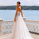 Соблазнительное свадебное платье фото