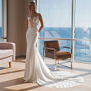 Атласная русалка с кружевным верхом фото