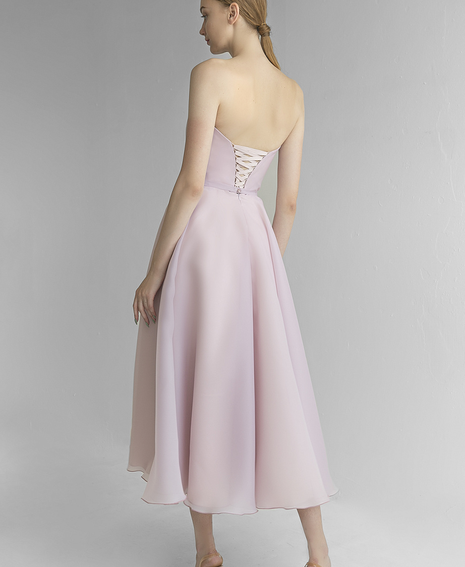 Вечернее платье цвета пудра со съемными рукавами фото