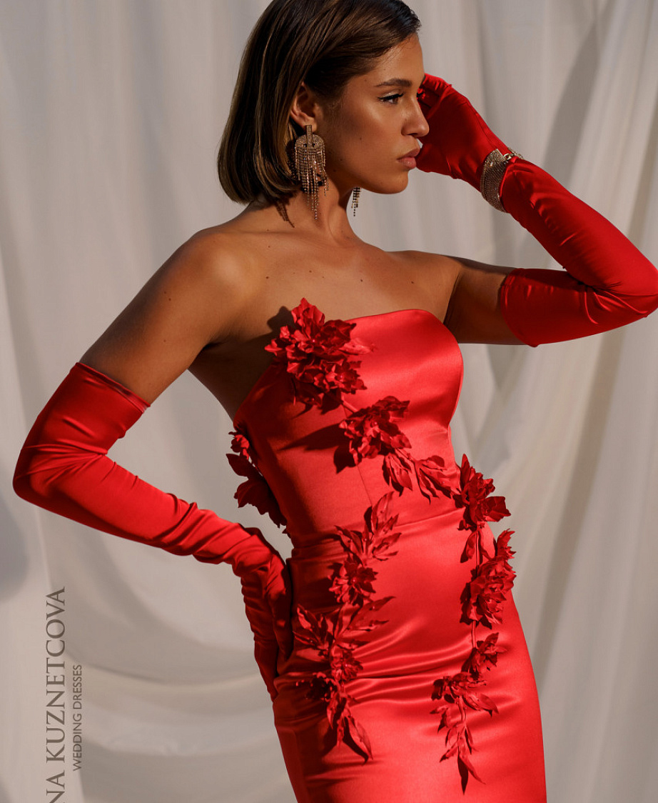 Красное вечернее мини-платье фото
