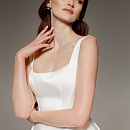 Атласное свадебное платье с квадратным вырезом фото