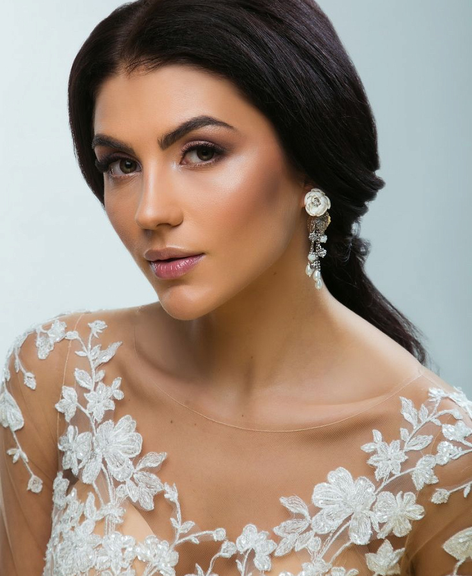 Объёмные серьги в форме цветов фото