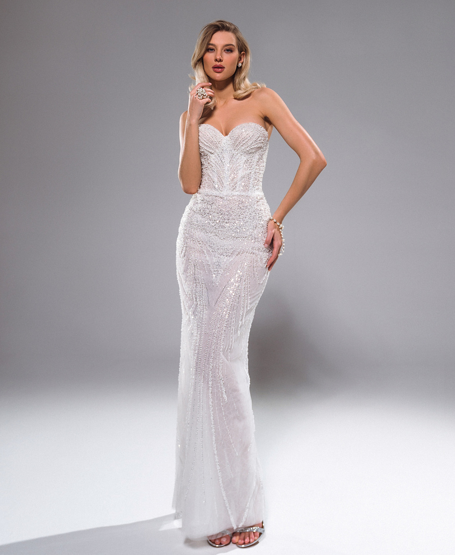 Роскошное прямое свадебное платье фото