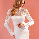 Красивое свадебное платье с роскошной вышивкой из жемчуга фото