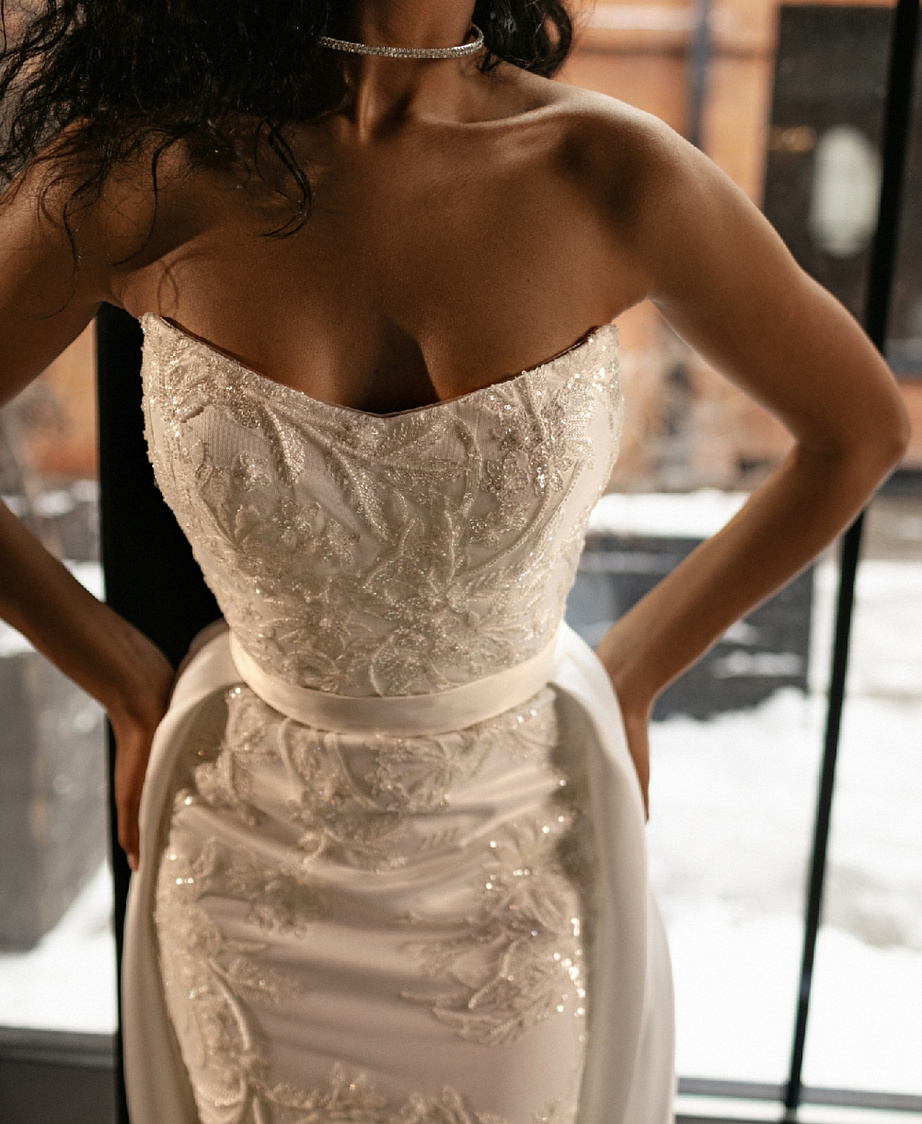 Белое свадебное платье-трансформер фото