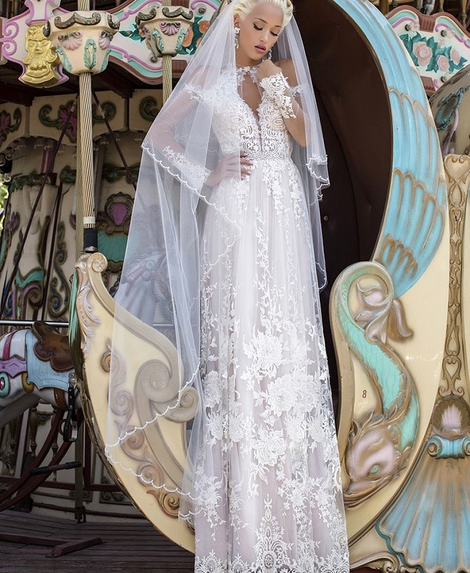 Роскошная фата с жемчужинами фото