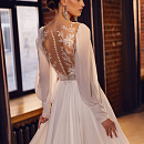 Шифоновое свадебное платье с кружевным корсетом фото