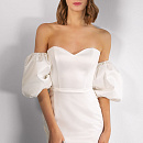 Облегающее атласное свадебное платье фото