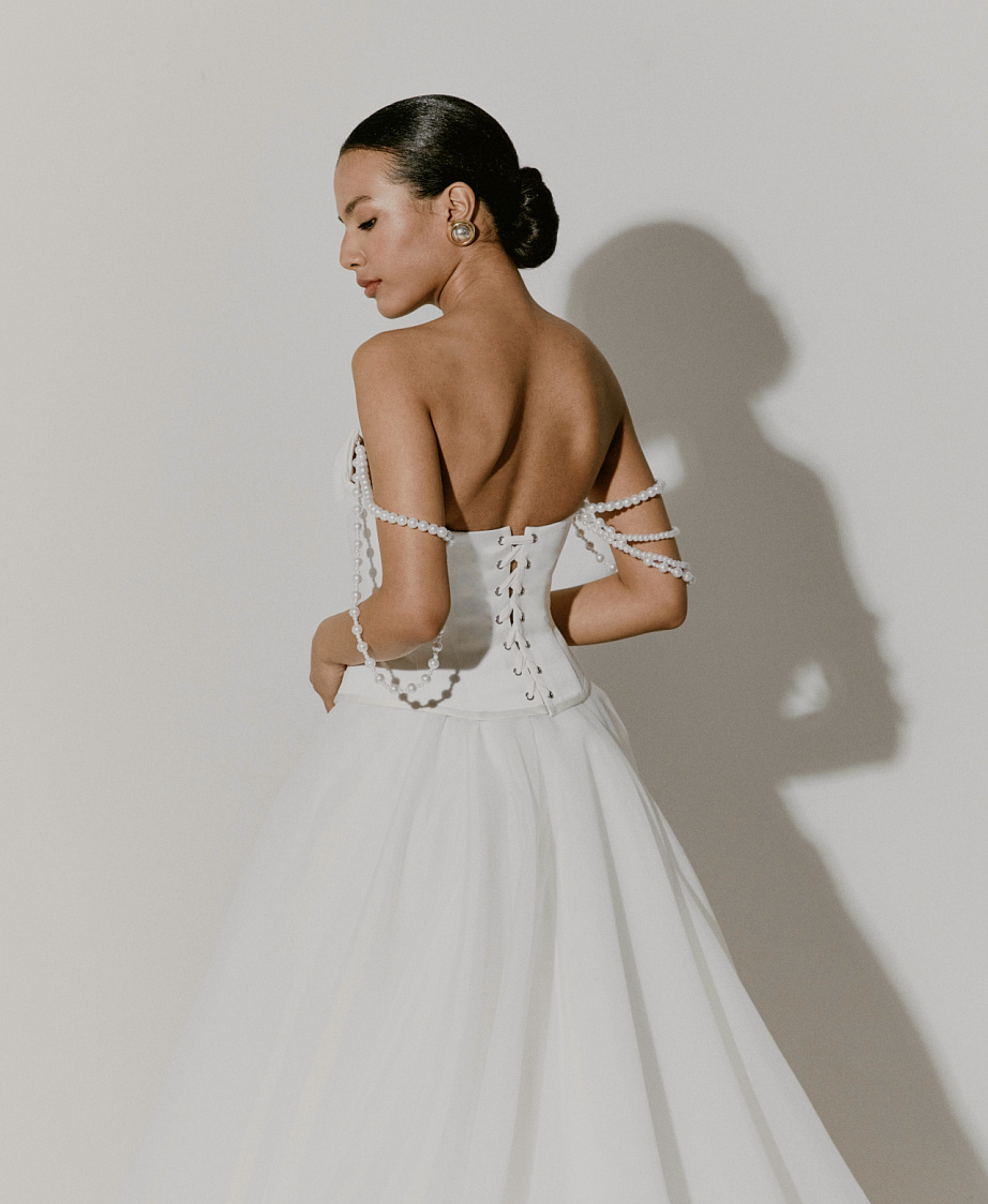 Свадебный комплект из корсета и струящейся юбки фото