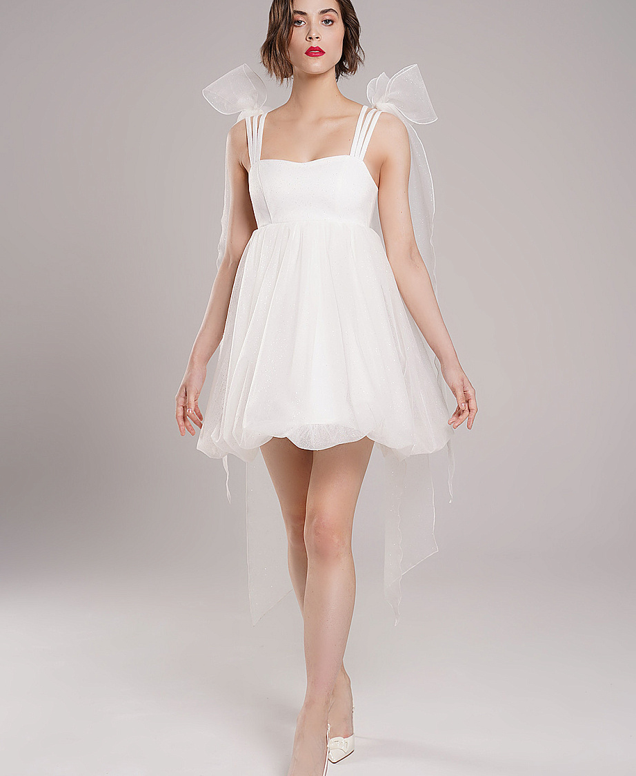 Свадебное платье мини с юбкой фасона баллон фото