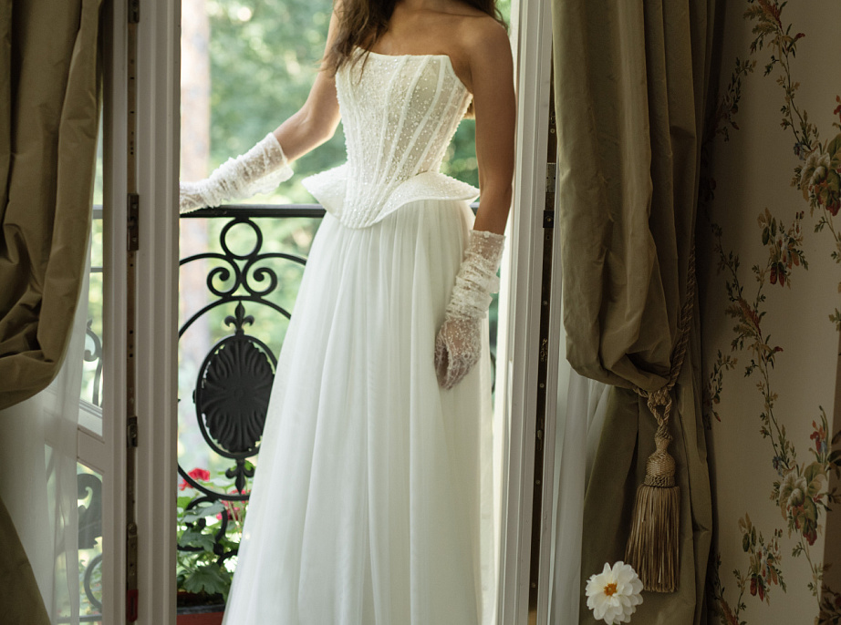 Свадебный комплект с корсетом и воздушной юбкой фото