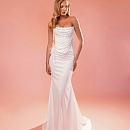 Стильный свадебный комплект с бусами фото