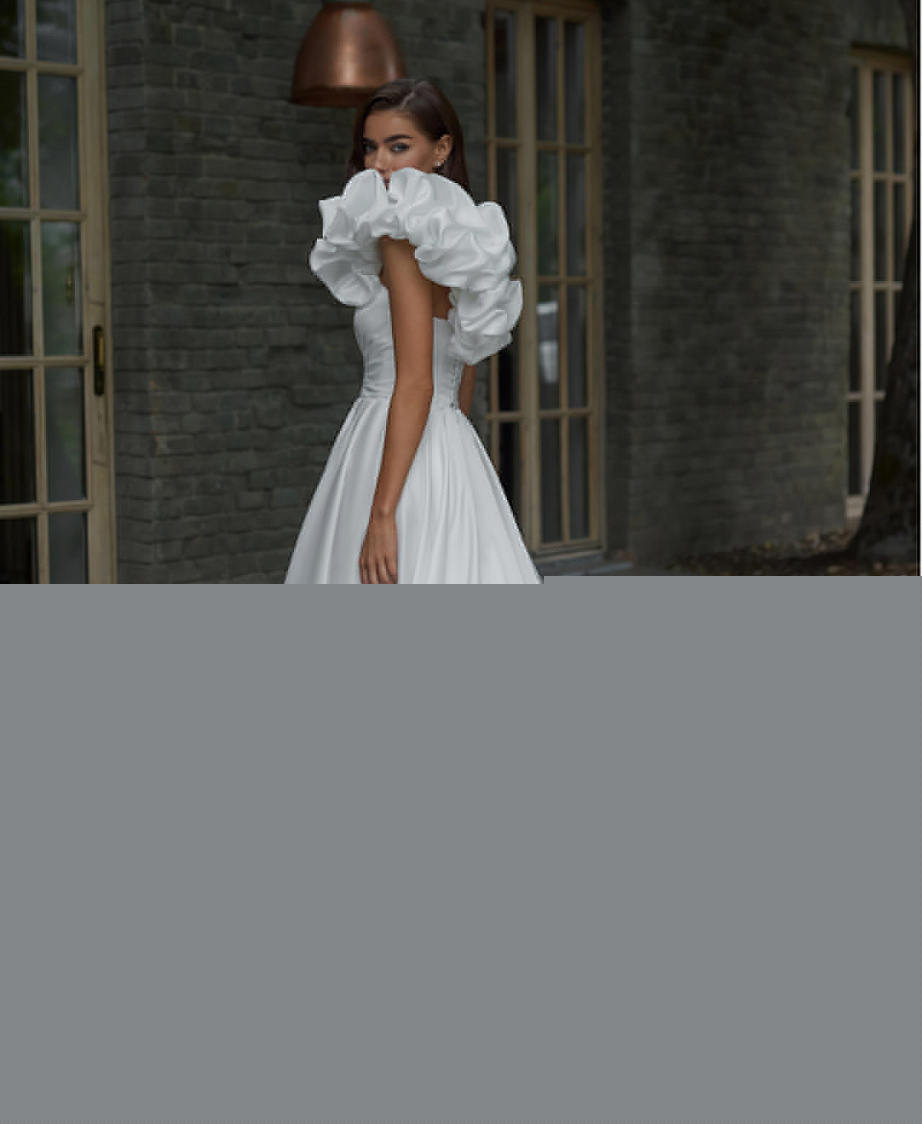 Красивое свадебное платье с буфом на плече фото