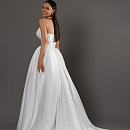 Атласное свадебное платье с корсетом в стиле принцесса фото