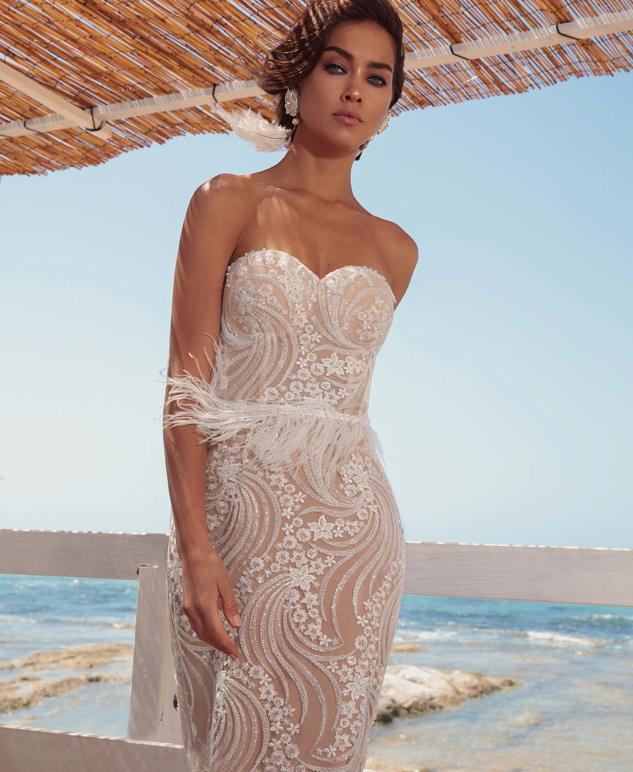 Свадебное платье русалка цвета капучино
