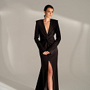 Чёрное вечернее платье с декольте фото