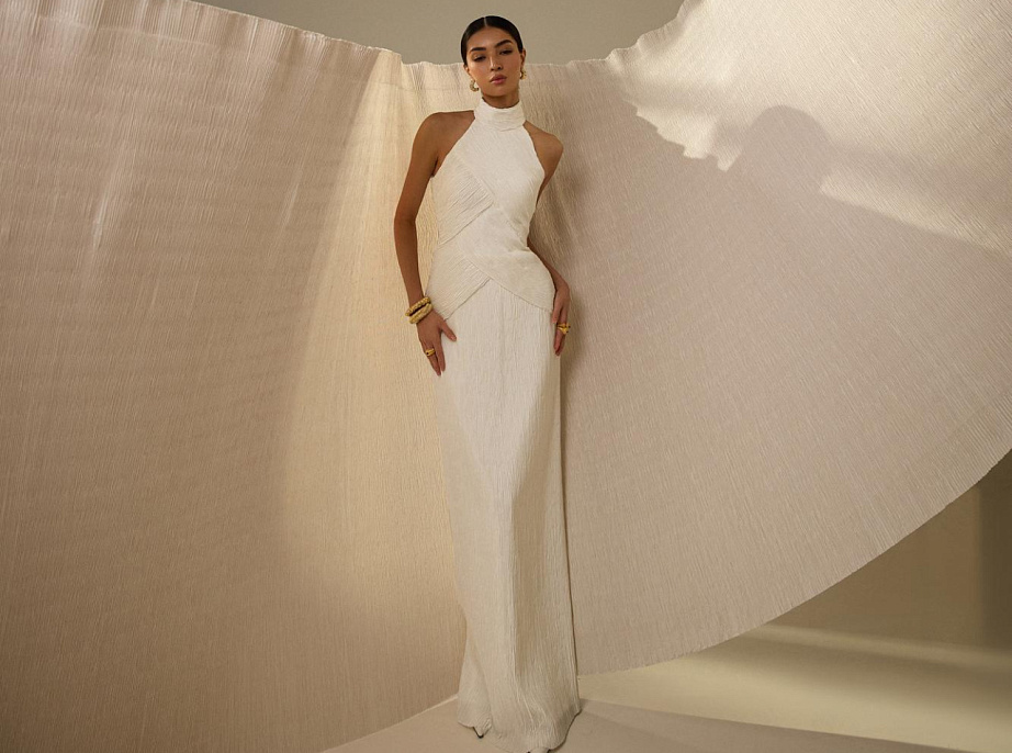 Стильное свадебное платье с американской проймой фото