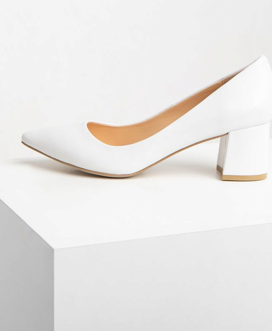 Свадебные туфли на устойчивом невысоком каблуке фото