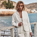 Белый жакет с поясом