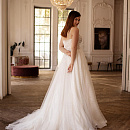 Блестящее свадебное платье для полных девушек