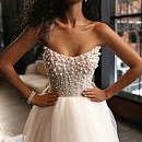 Свадебное платье принцесса с жемчужным корсетом фото