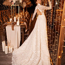 Закрытое свадебное платье в хлопковом кружеве фото