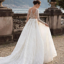 Свадебное платье с кружевными рукавами, расшитое жемчугом и стеклярусом фото