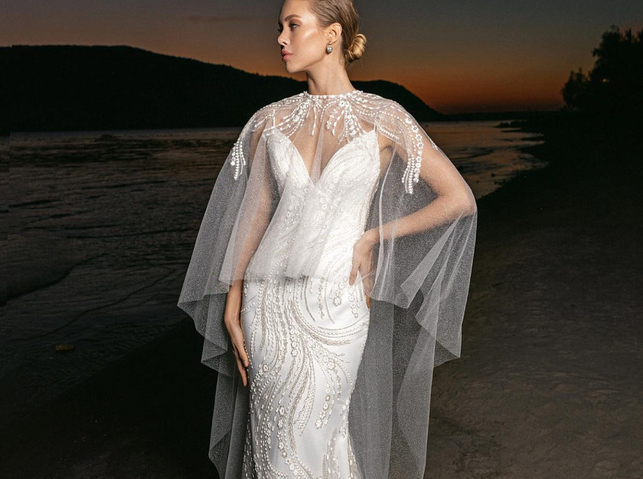 Свадебное платье рыбка в светоотражающей ткани фото