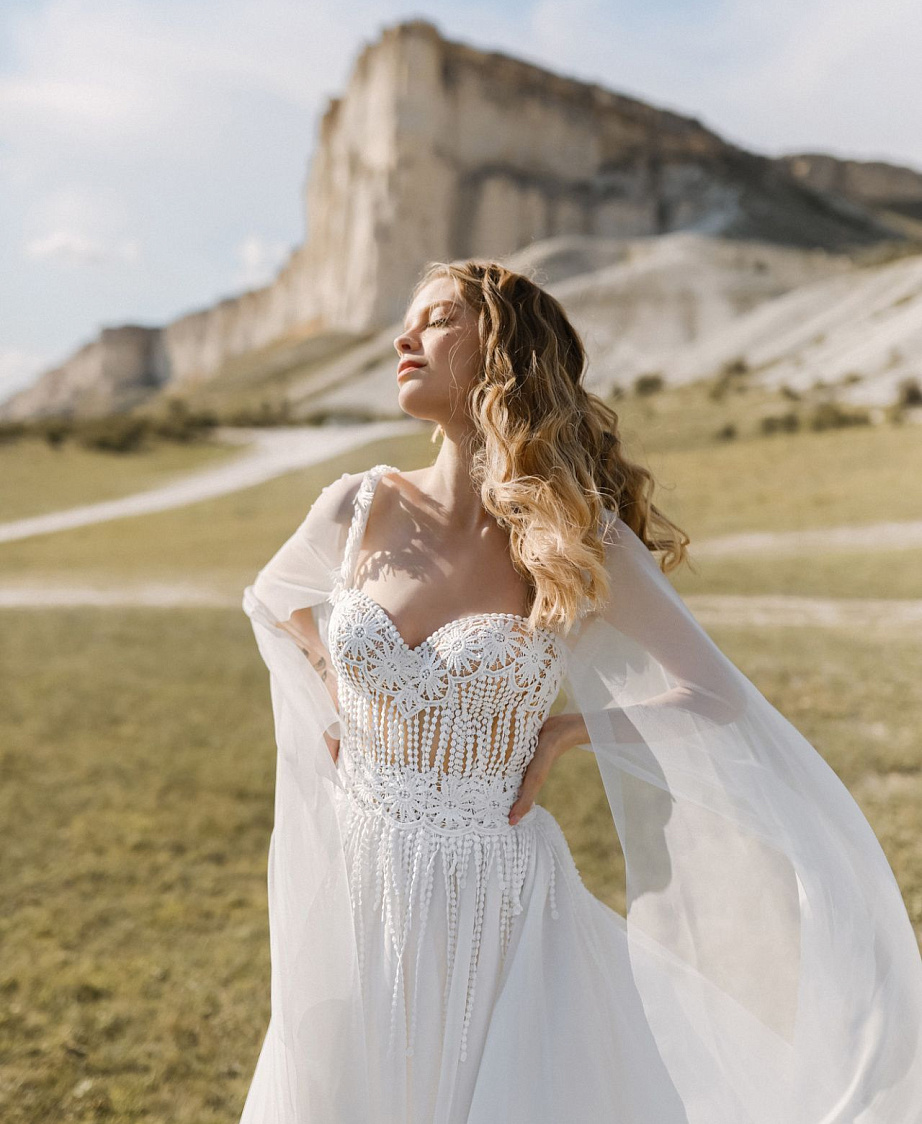 Нежное свадебное платье в стиле бохо фото