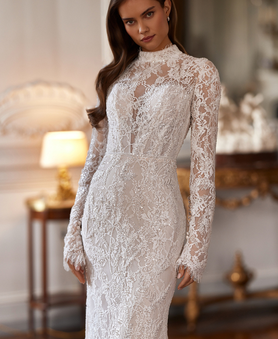 Комплект из кржевной русалки и съемного корсета с притачным шлейфом фото