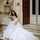 Закрытое свадебное платье с рукавами фото