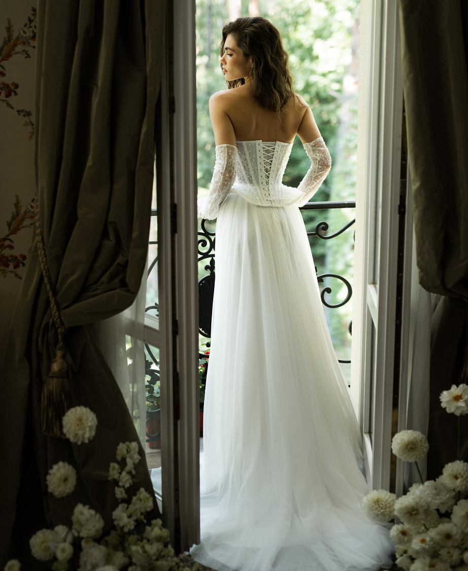 Свадебный комплект с корсетом и воздушной юбкой фото